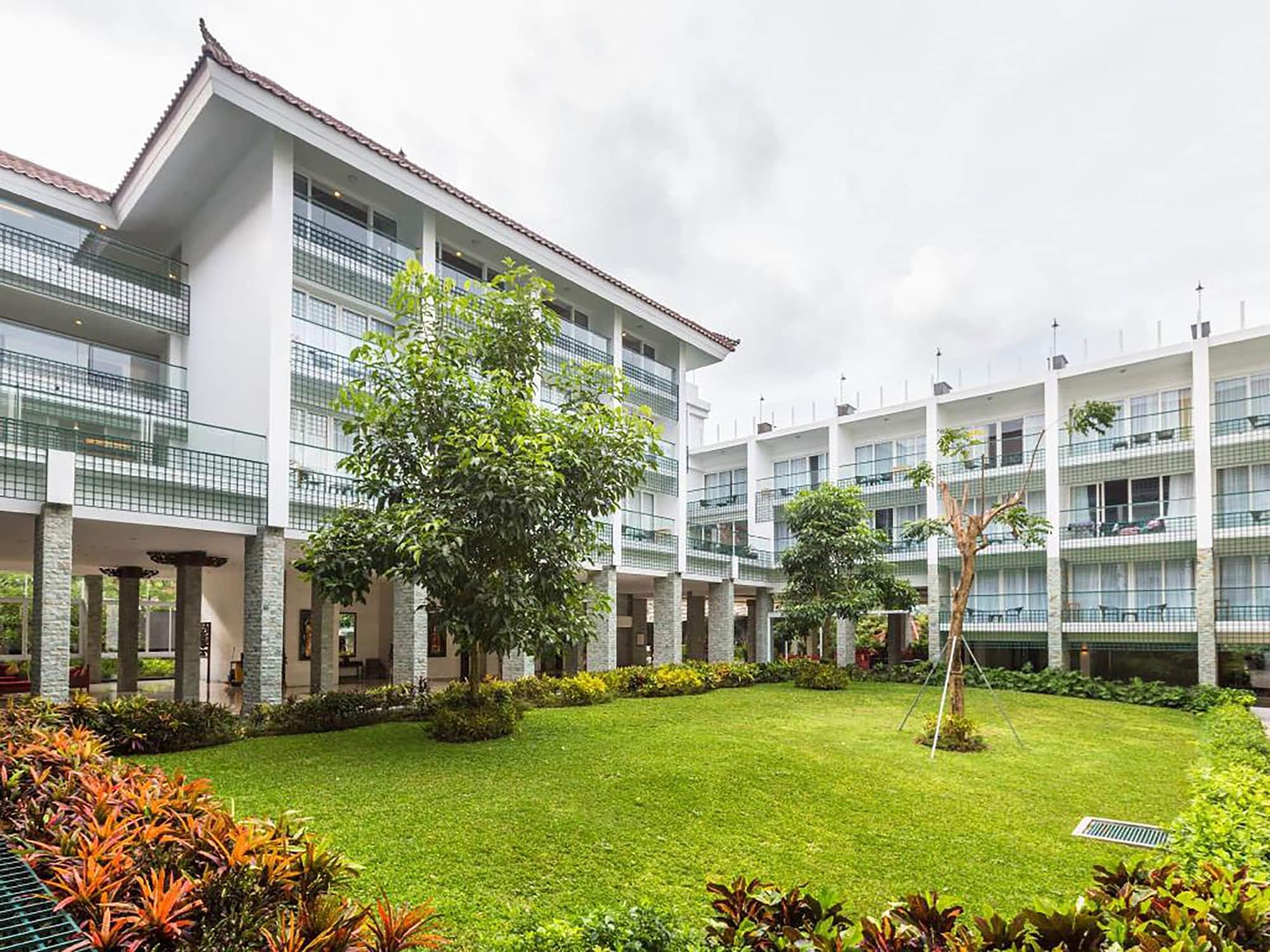 The Sintesa Jimbaran Bali Hotel Exterior photo